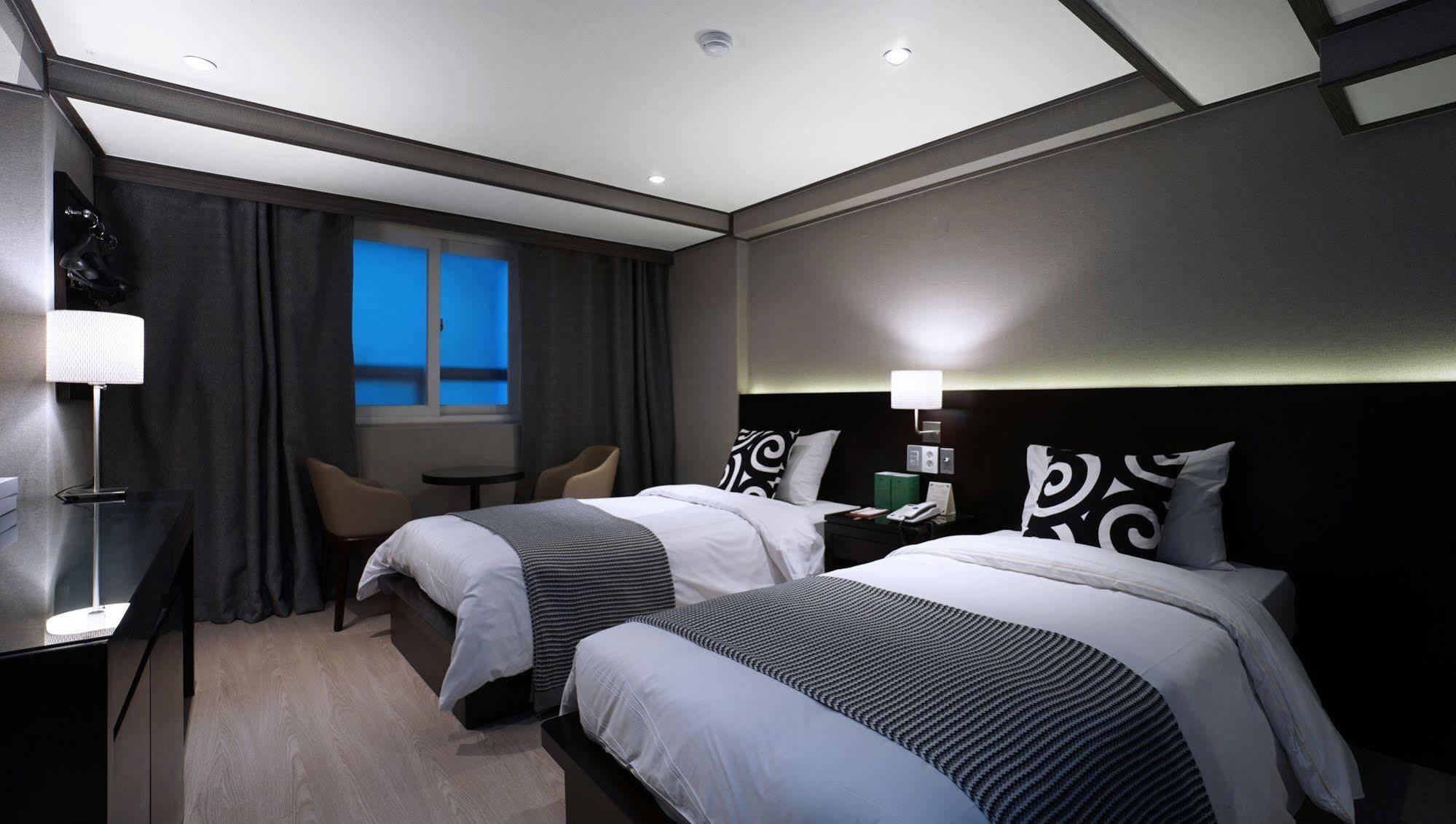 Insadong Crown Hotel Seoul Ngoại thất bức ảnh