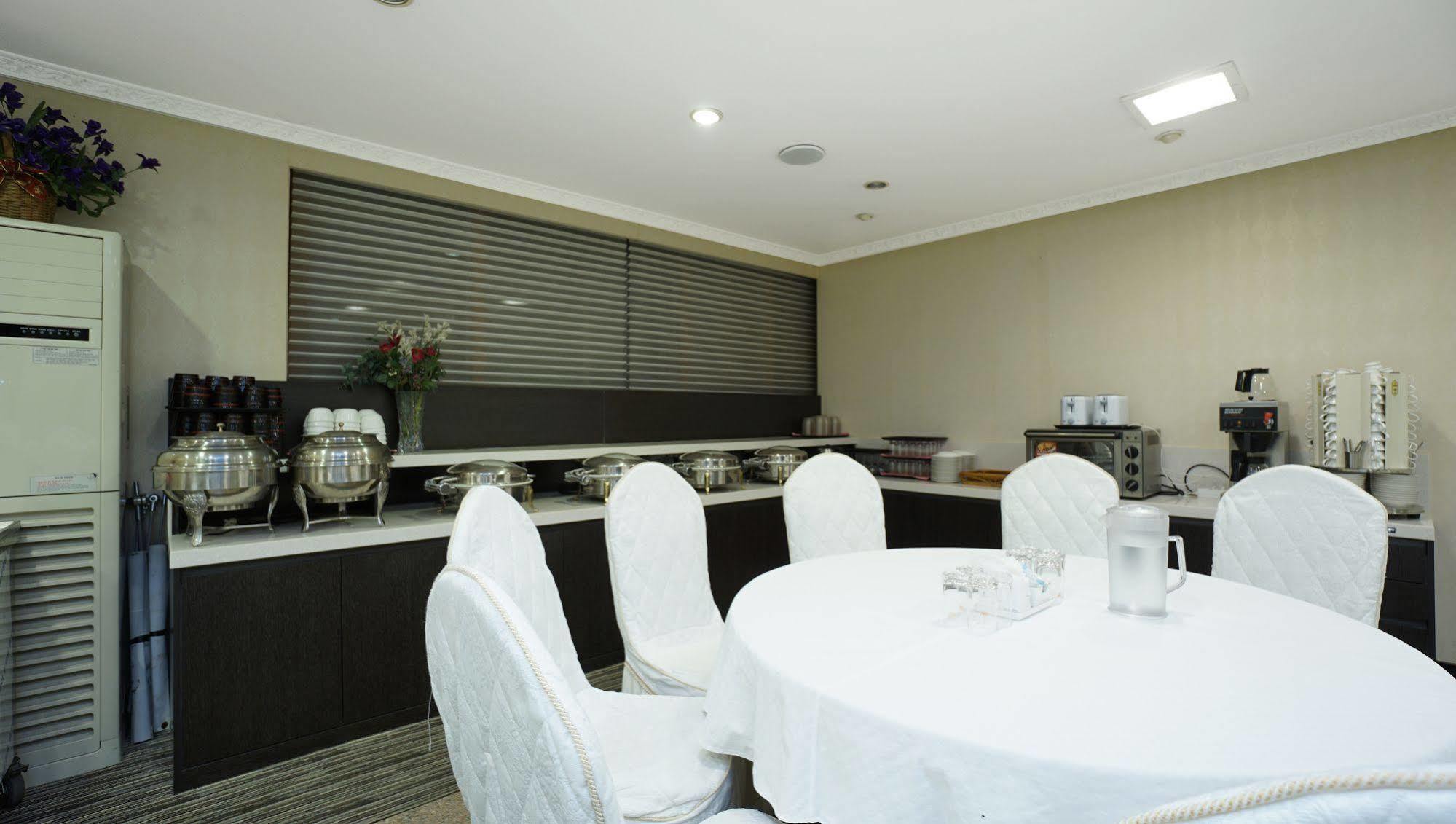 Insadong Crown Hotel Seoul Ngoại thất bức ảnh